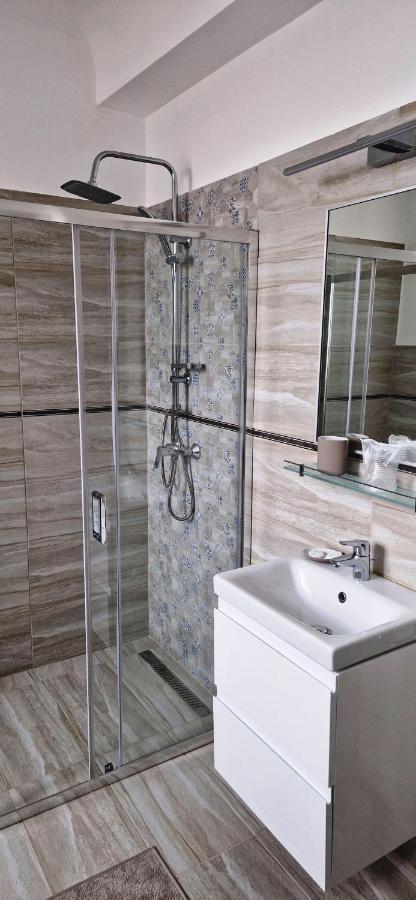 Hotel Triumf بوخارست المظهر الخارجي الصورة